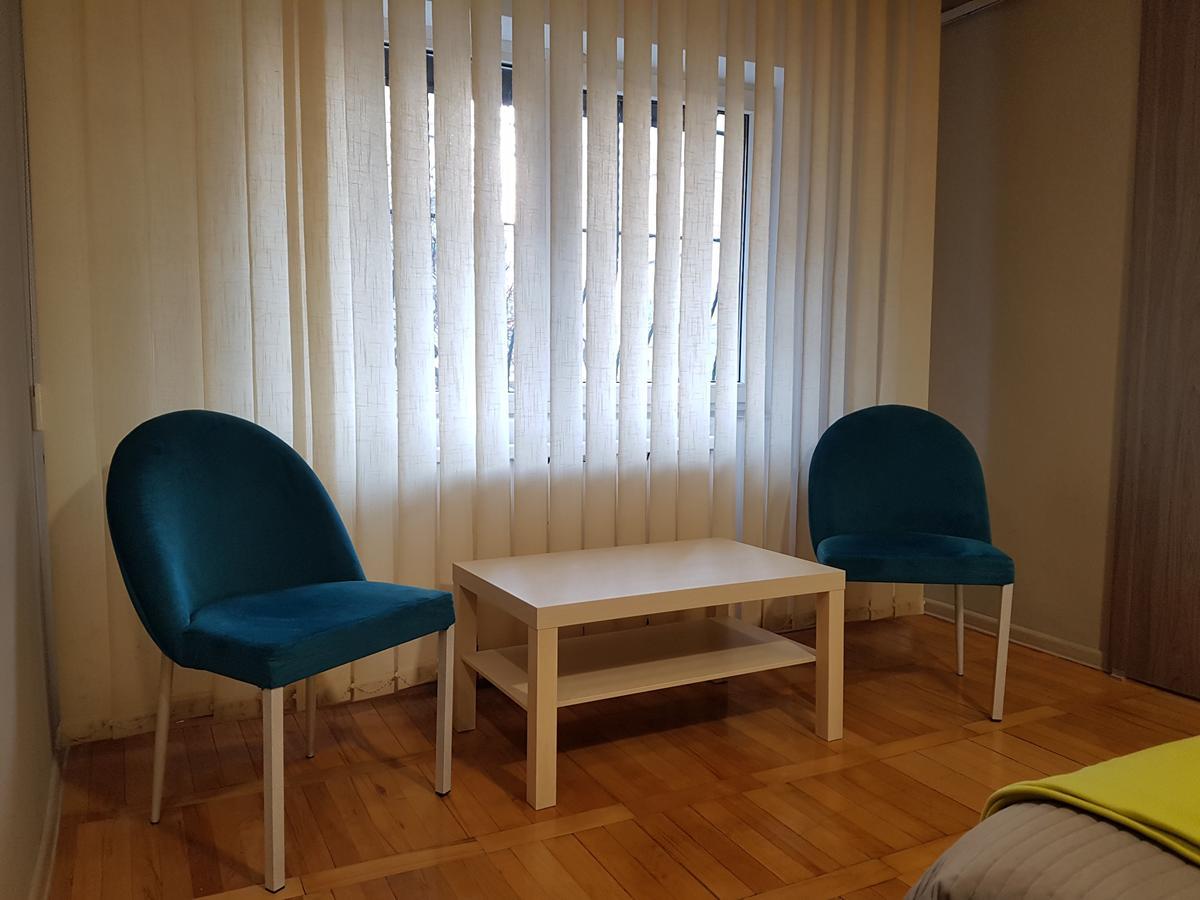 Woodstone Apartment Ploieşti Exteriér fotografie